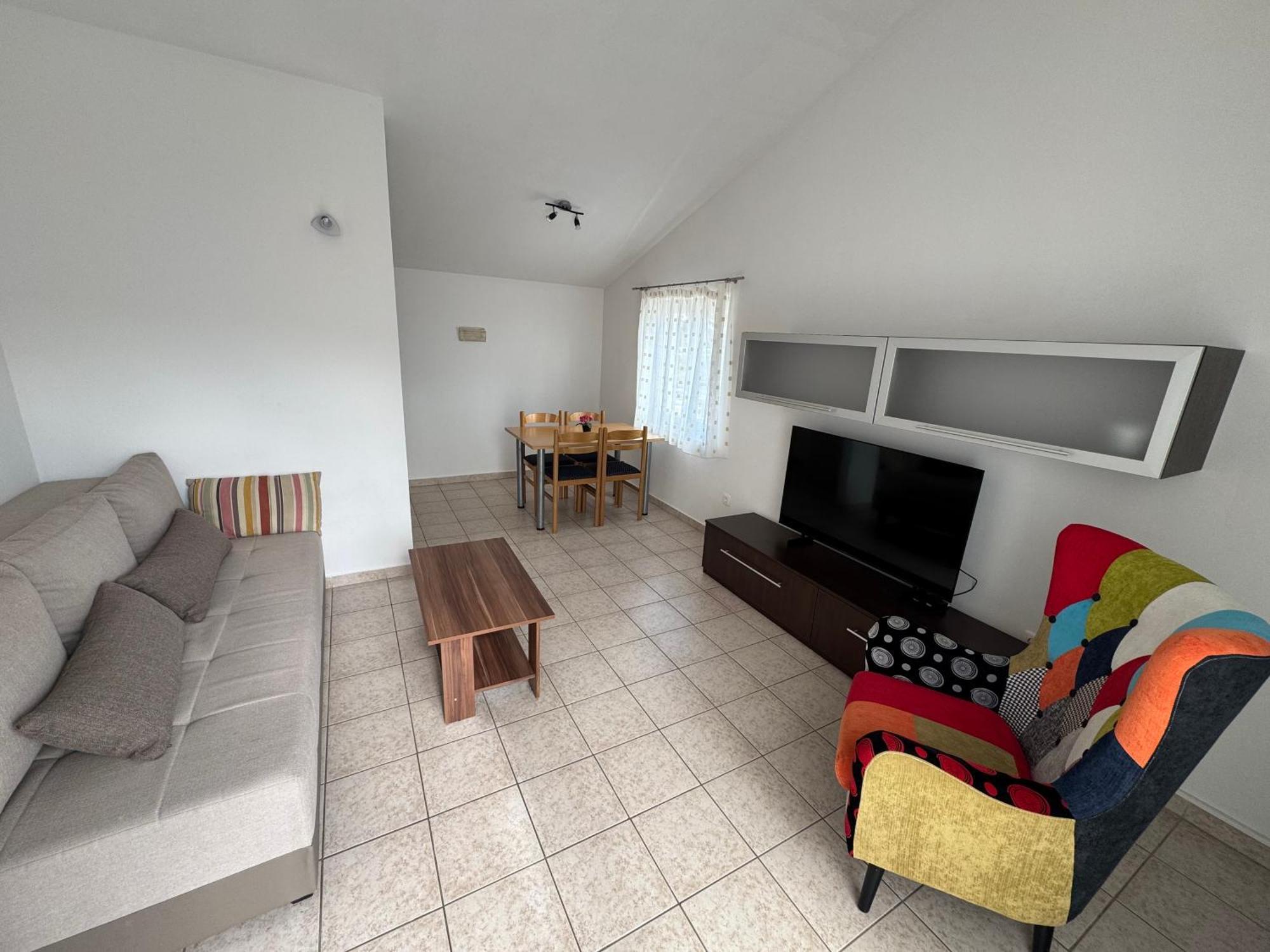 Apartment Pirun *